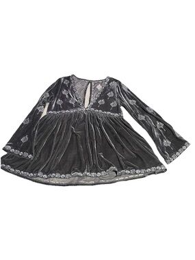 POL Gray Embroidered Velvet V-Neck Top